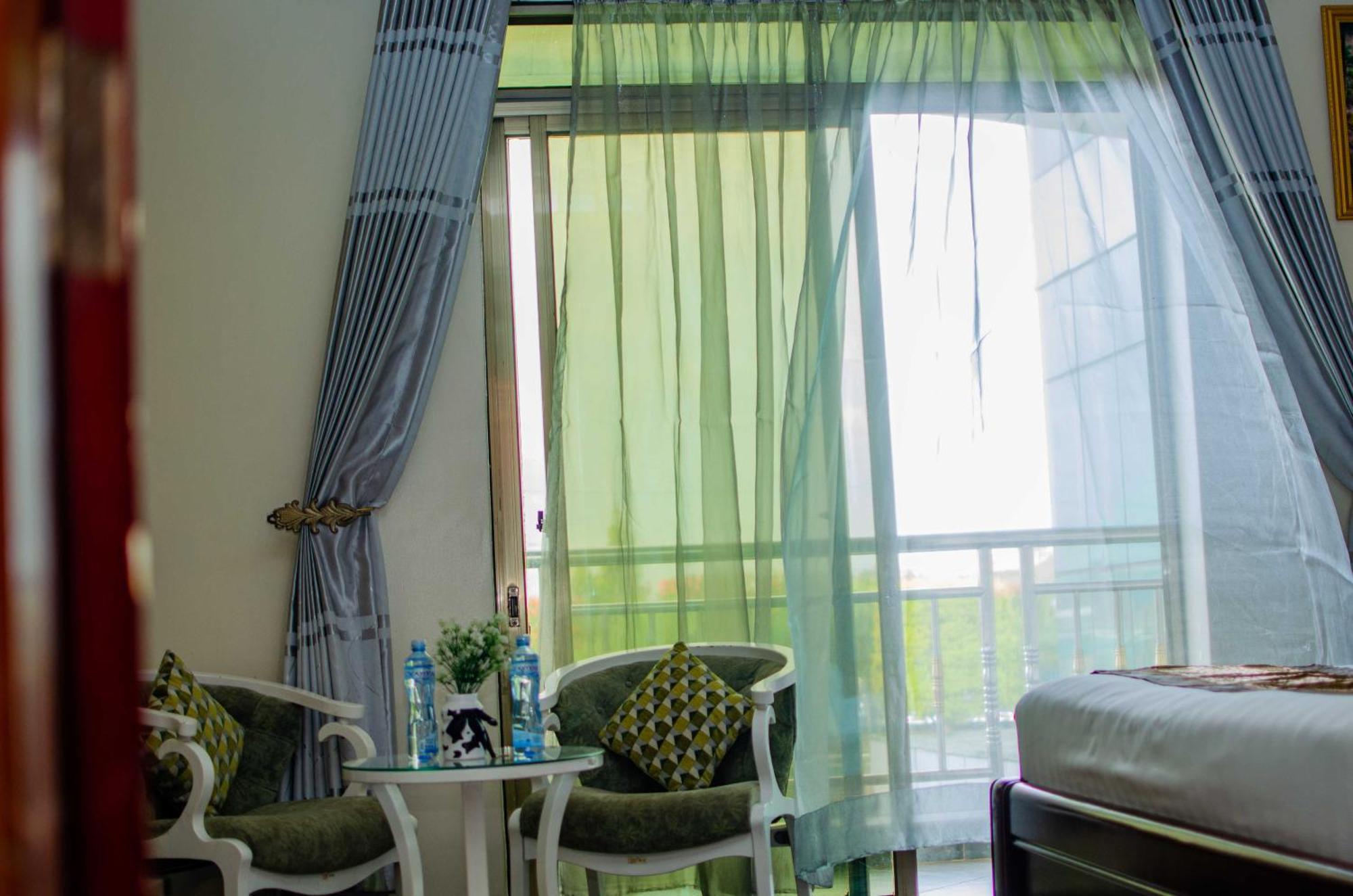 La Grande Hotel Καμπάλα Εξωτερικό φωτογραφία