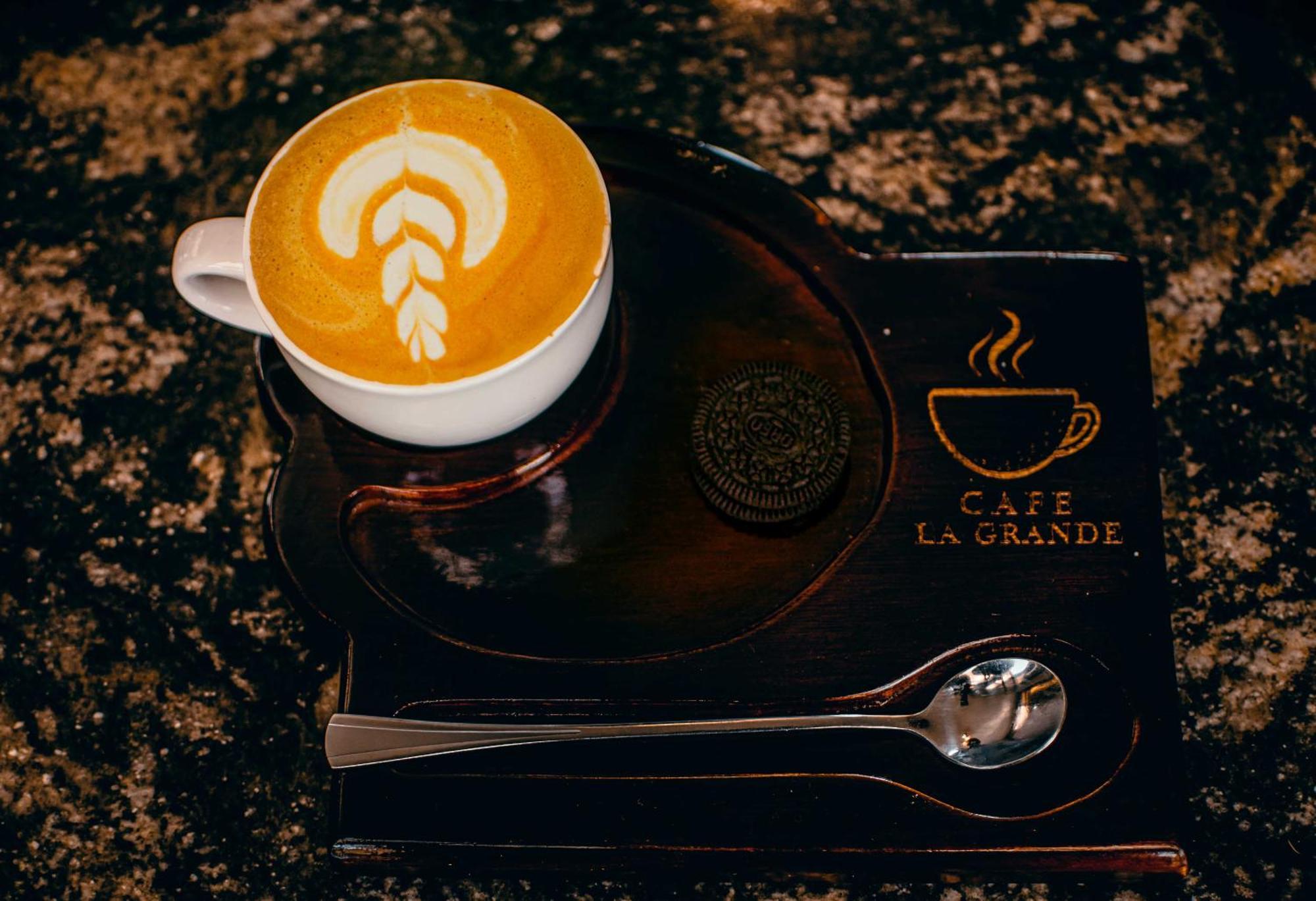 La Grande Hotel Καμπάλα Εξωτερικό φωτογραφία