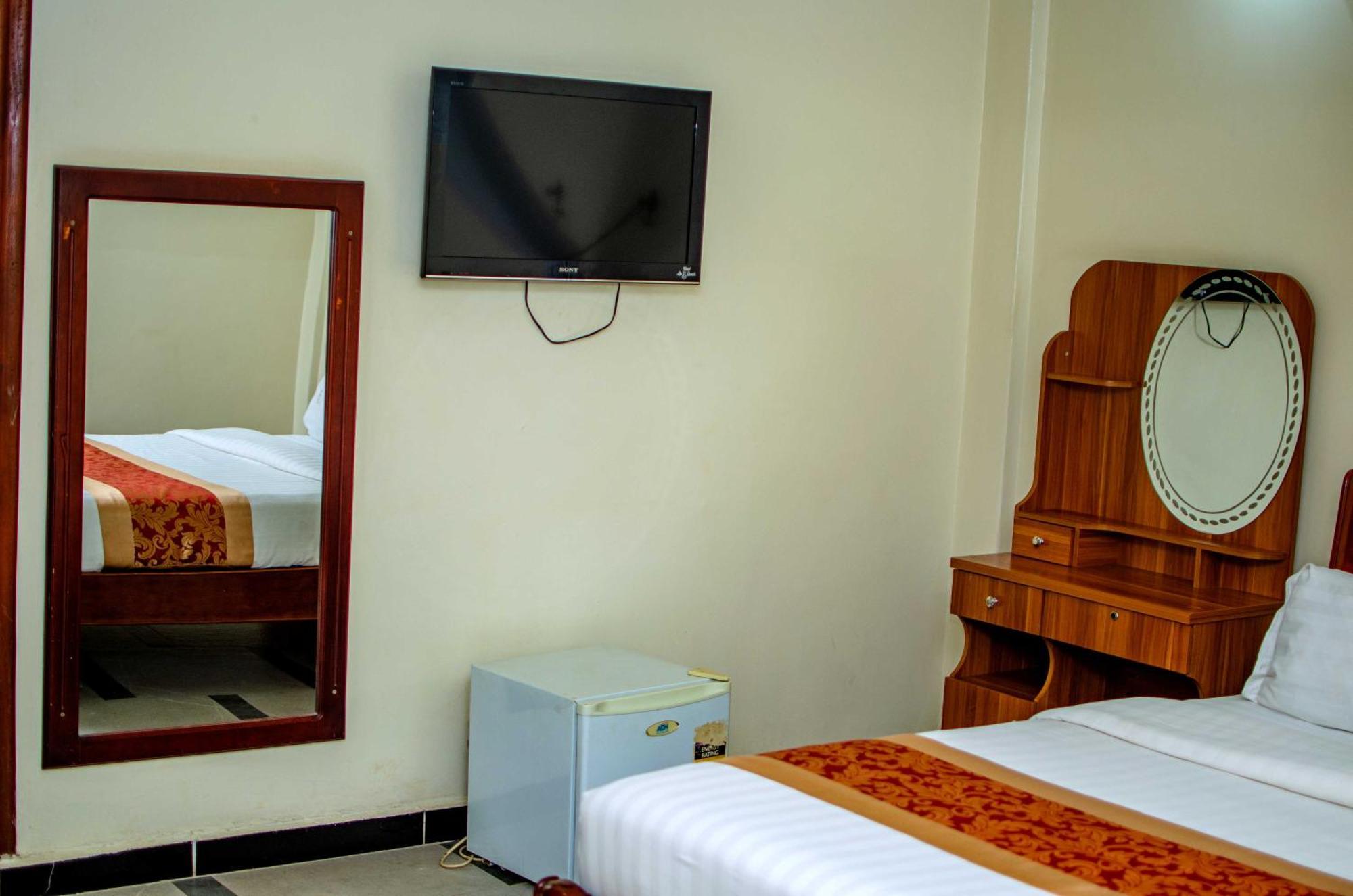 La Grande Hotel Καμπάλα Εξωτερικό φωτογραφία