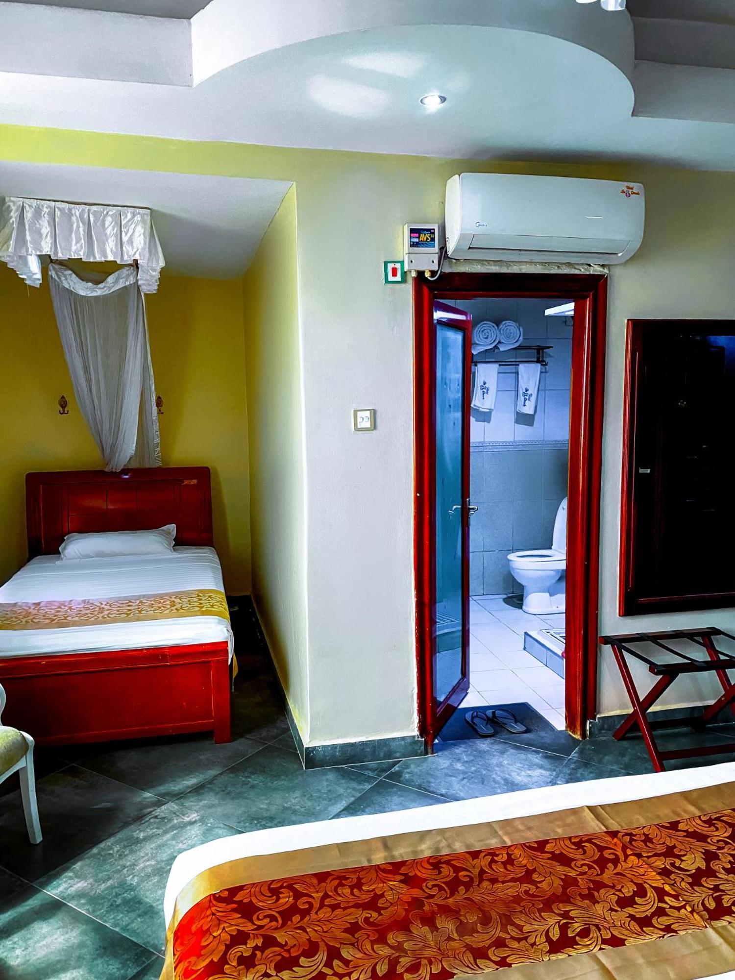 La Grande Hotel Καμπάλα Εξωτερικό φωτογραφία